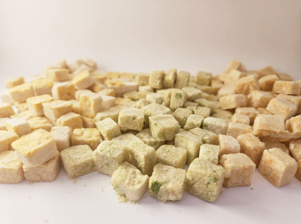 Chicken and Carrot, Chicken Green Bean, Chicken Sweet Potato. Crunchy dog treats in cube shape for easy training, rewards, and meal toppers. Raw diet friendly Pet Treats.